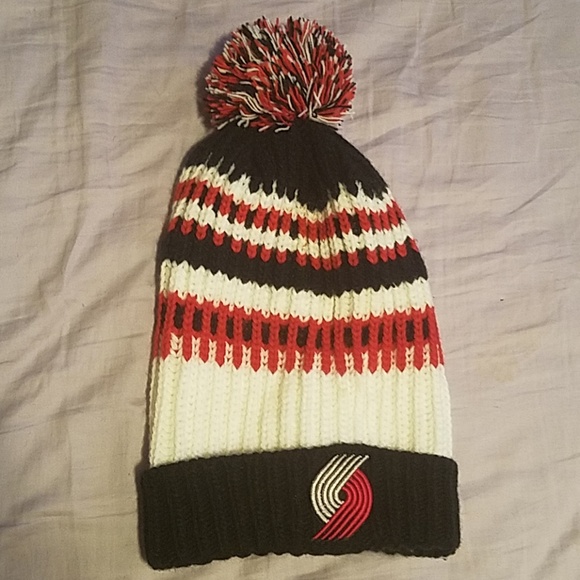 NBA Accessories - Portland Trail Blazers Knit Slouchy Beanie